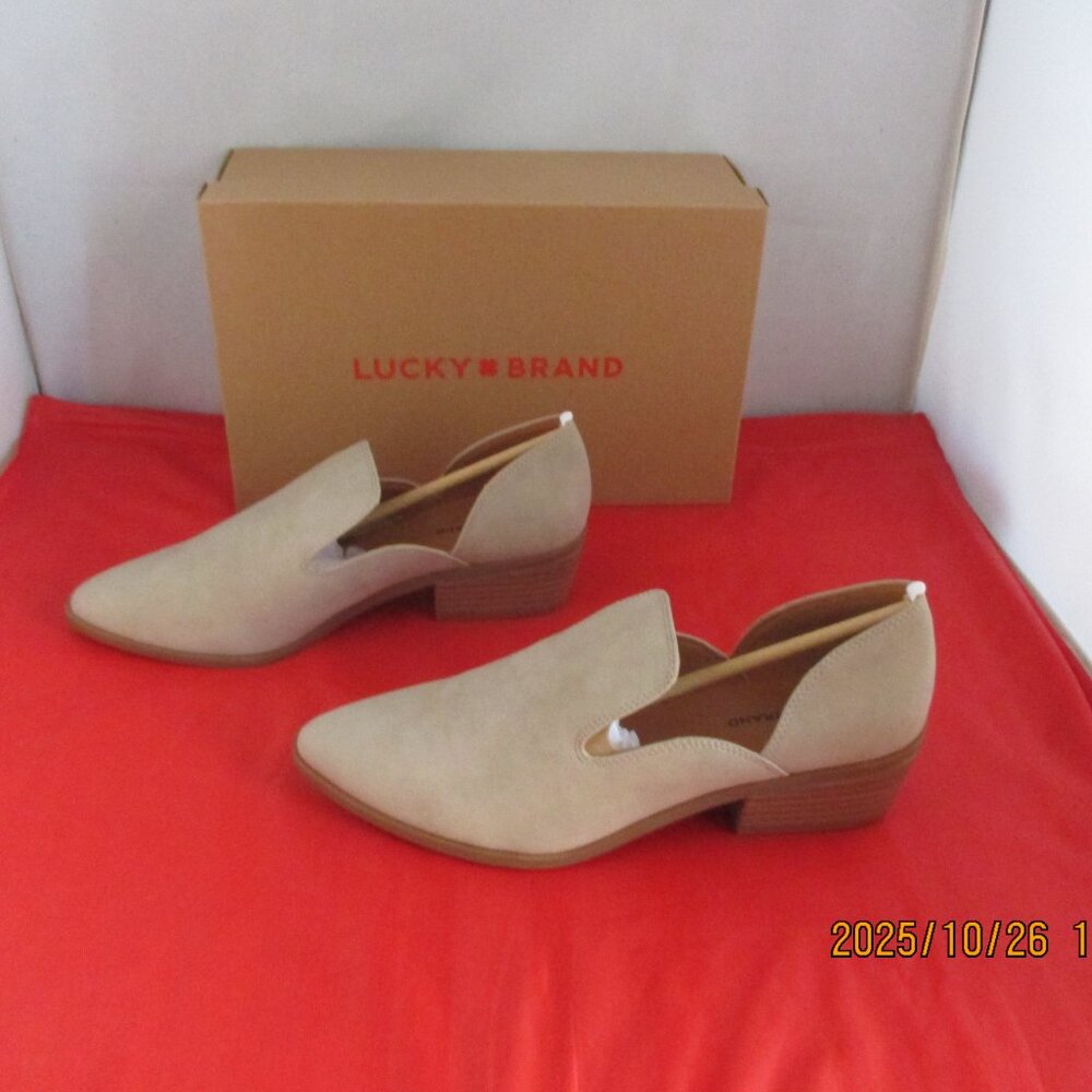 LUCKY BRAND Mizina Faux Leather Shooties $99 - US Size 9 - Dune - 1397 - Picture 2 of 11